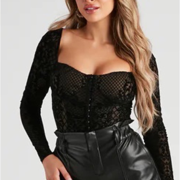 Sexy Black Long Sleeve Bodysuit - Picture 2 of 4